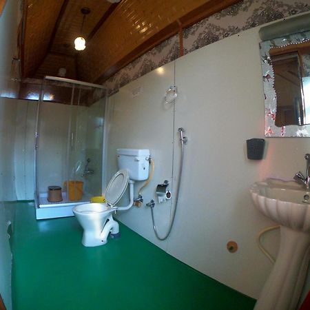 Goona Palace Houseboats Srīnagar 외부 사진
