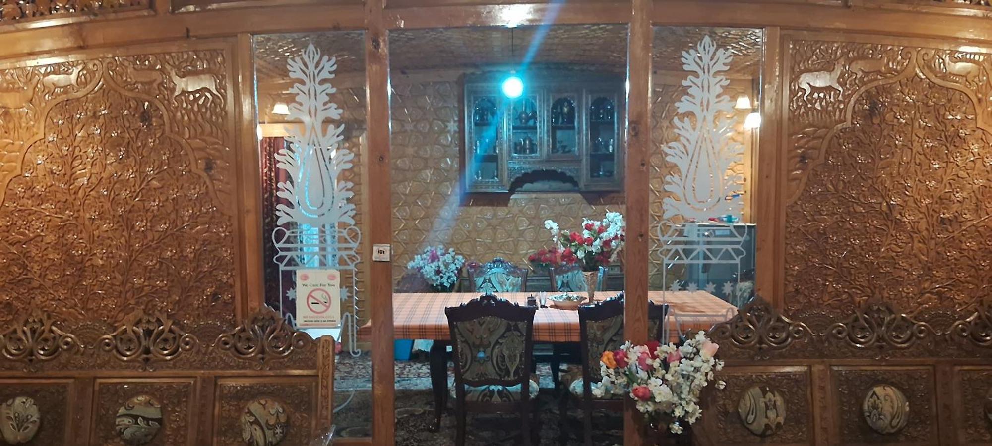 Goona Palace Houseboats Srīnagar 외부 사진