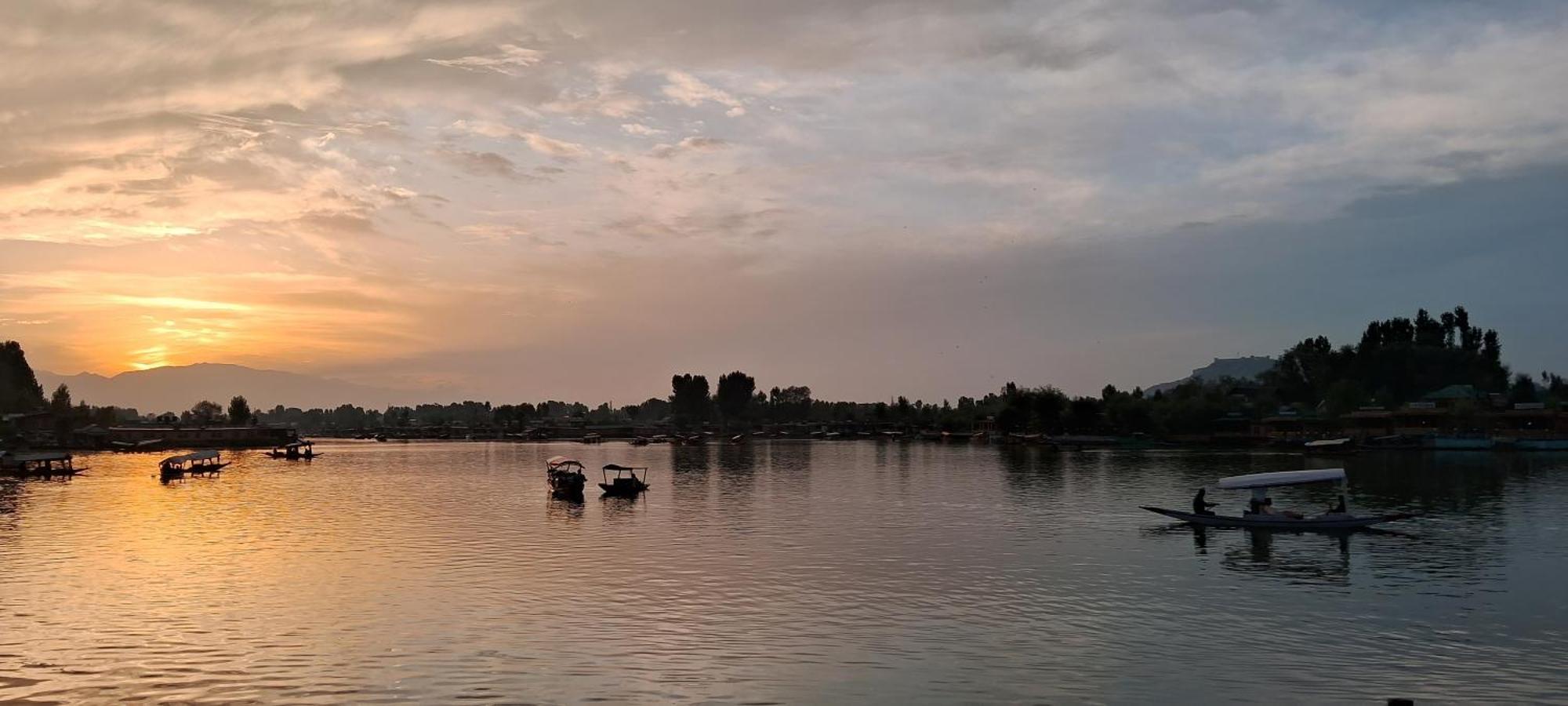 Goona Palace Houseboats Srīnagar 외부 사진