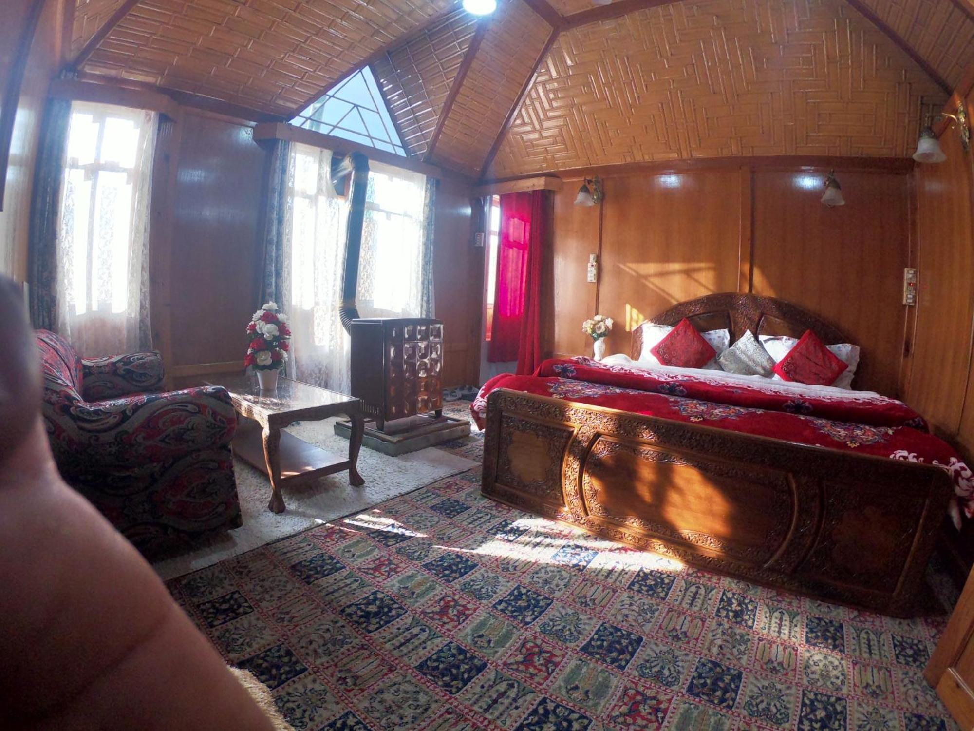 Goona Palace Houseboats Srīnagar 외부 사진