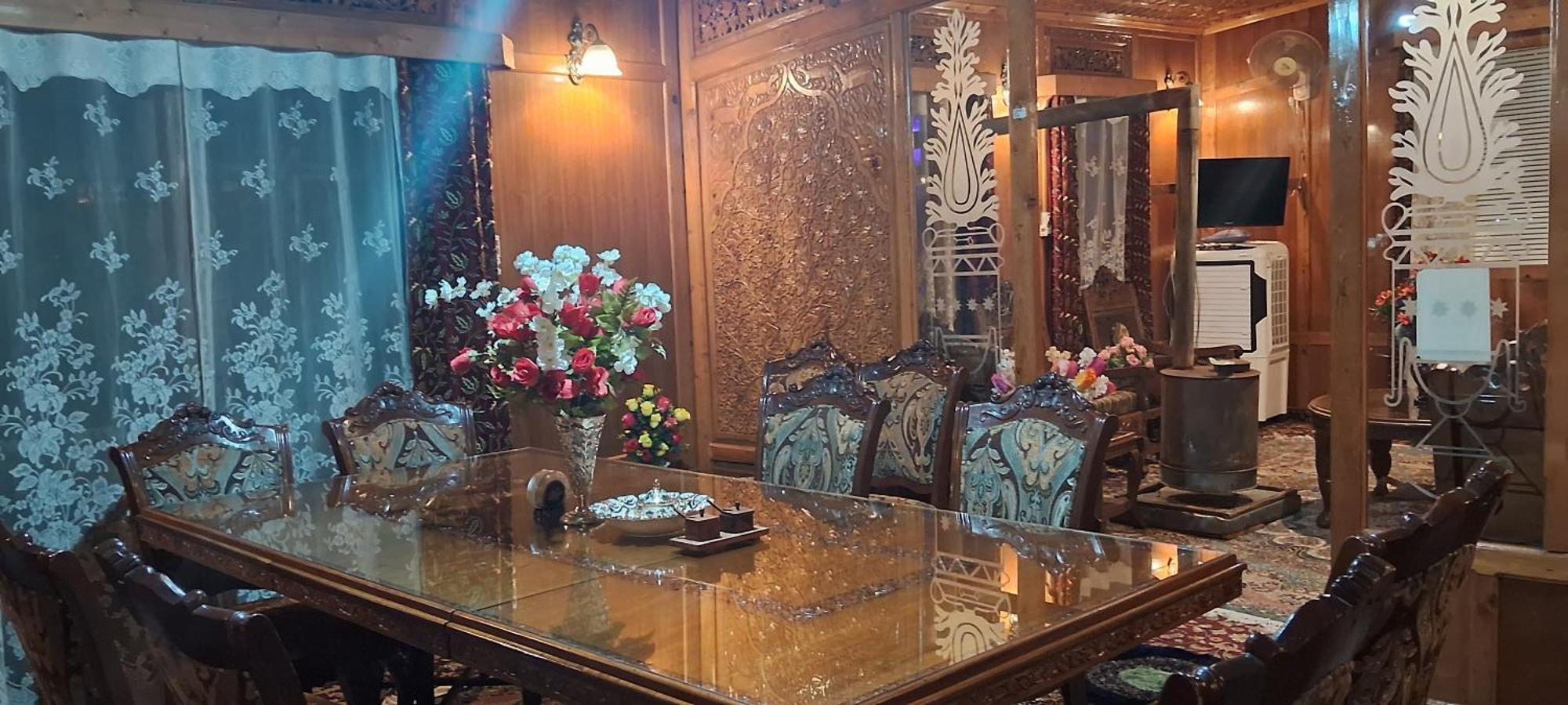 Goona Palace Houseboats Srīnagar 외부 사진