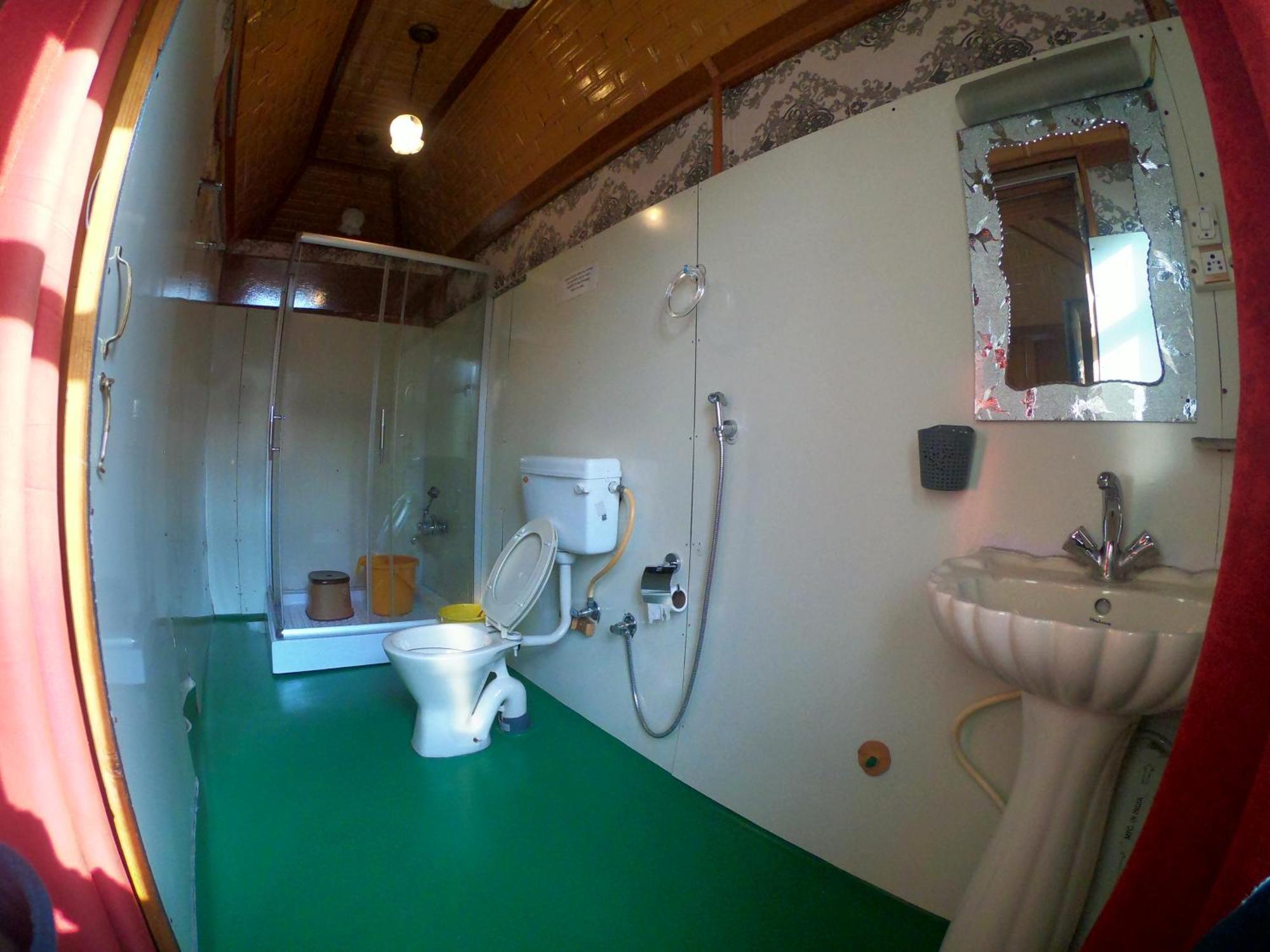 Goona Palace Houseboats Srīnagar 외부 사진