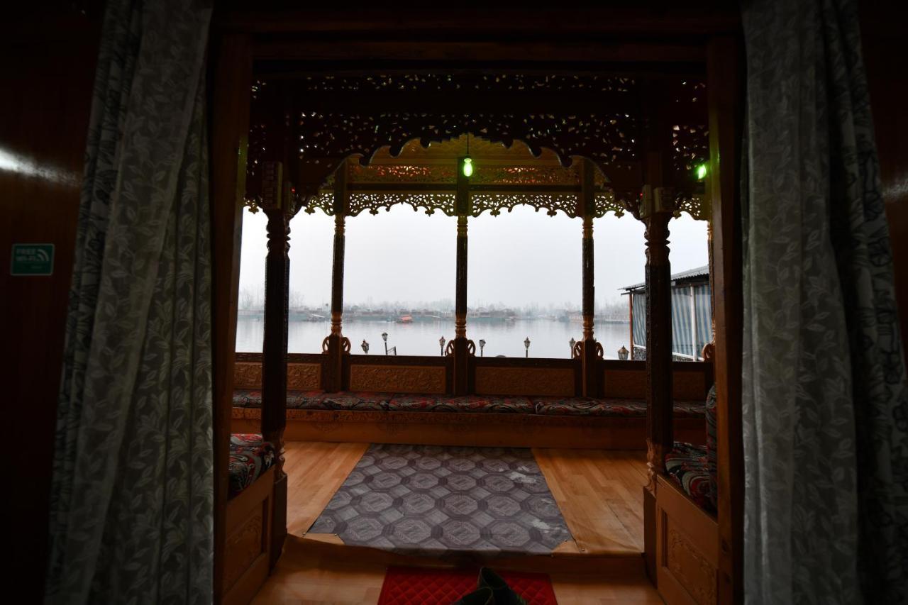 Goona Palace Houseboats Srīnagar 외부 사진