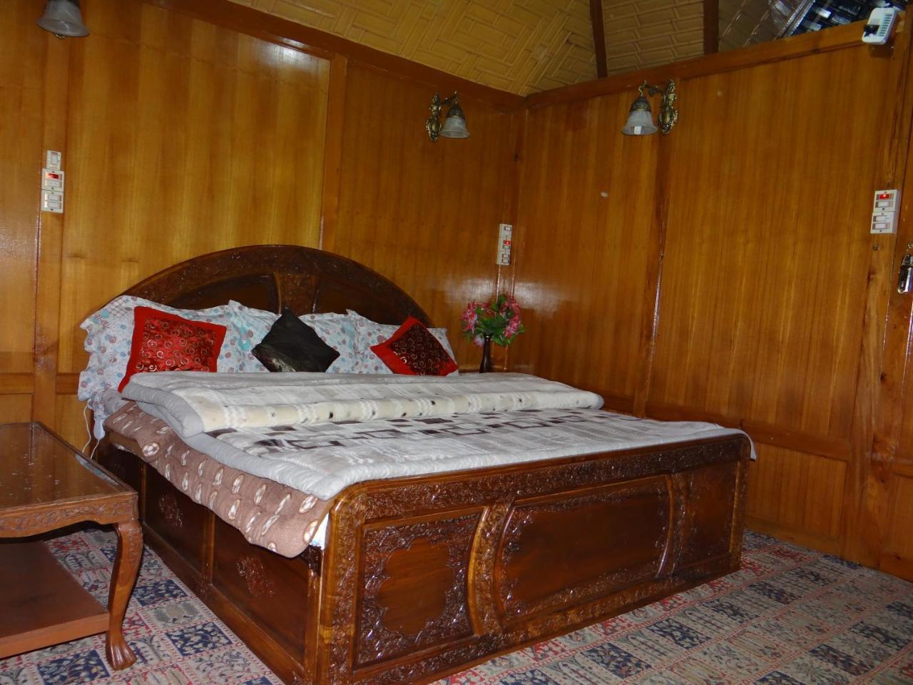 Goona Palace Houseboats Srīnagar 외부 사진
